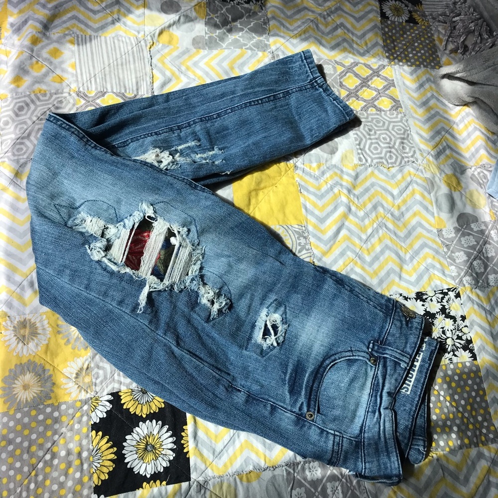 Almost Famous Mid-Rise Skinny Jeans
